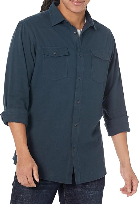 Men's Regular-Fit Long-Sleeve Two-Pocket Flannel Shirt